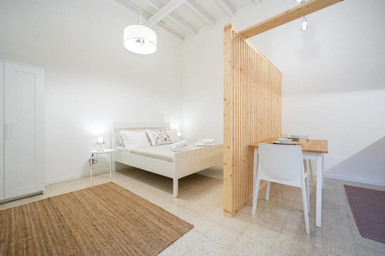Appartamento Cortile Santa Teresa Syracuse Esterno foto