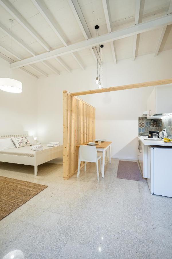 Appartamento Cortile Santa Teresa Syracuse Esterno foto